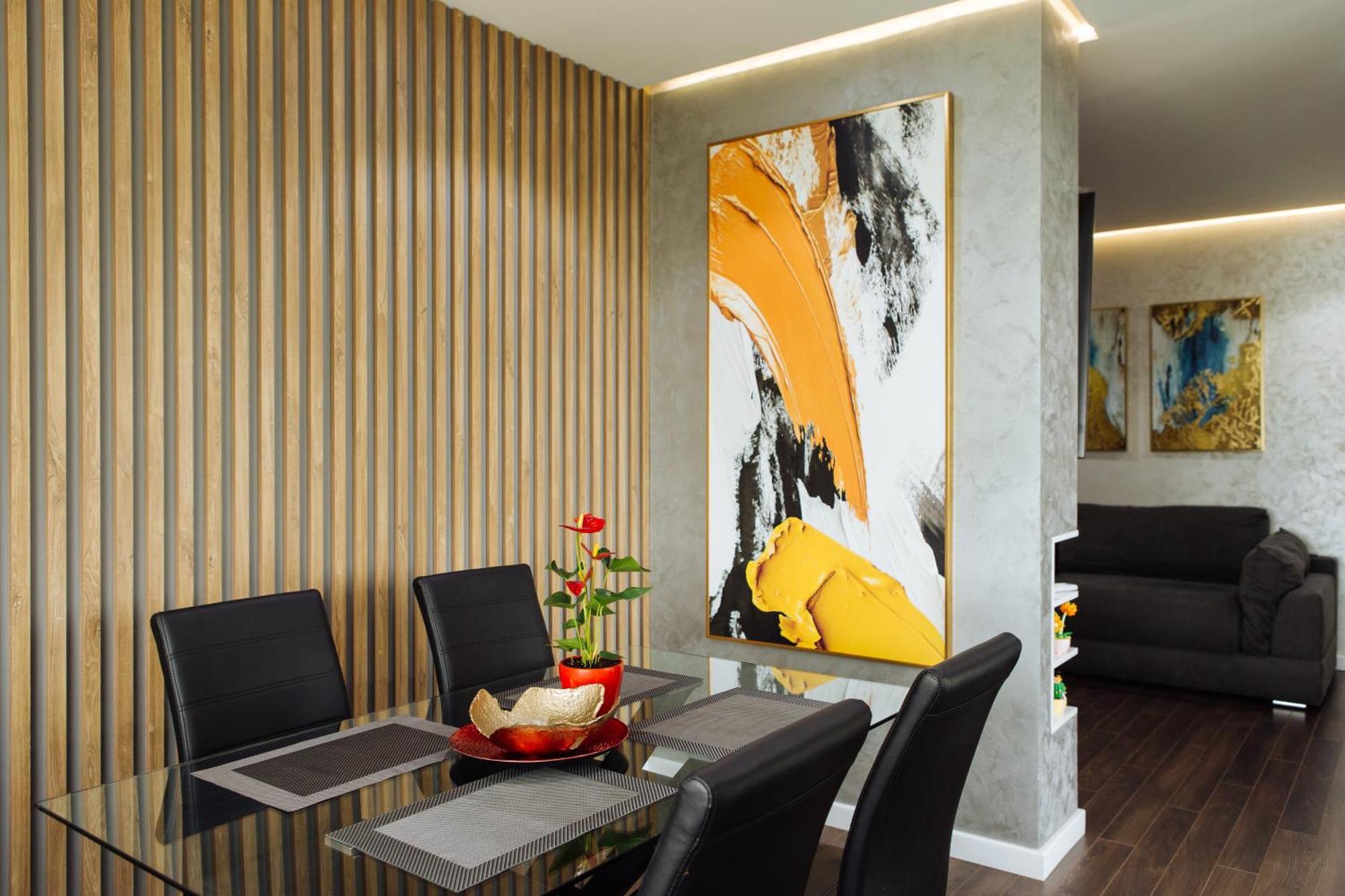 Apartment Penthouse Vacation In Moldova! *